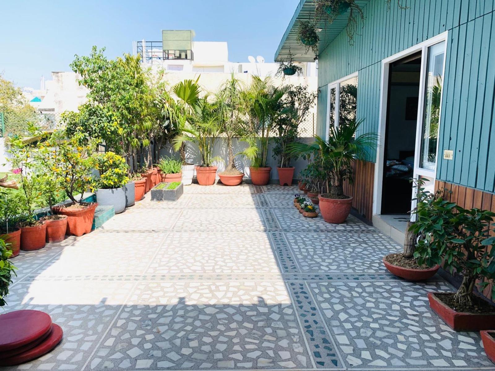 Vandana's 3* New Delhi